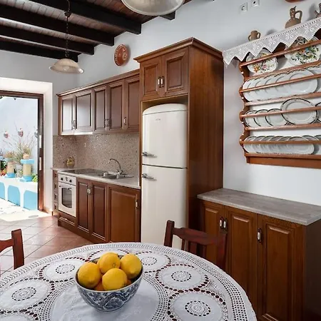 Genovefa Traditional House Ferienhaus *